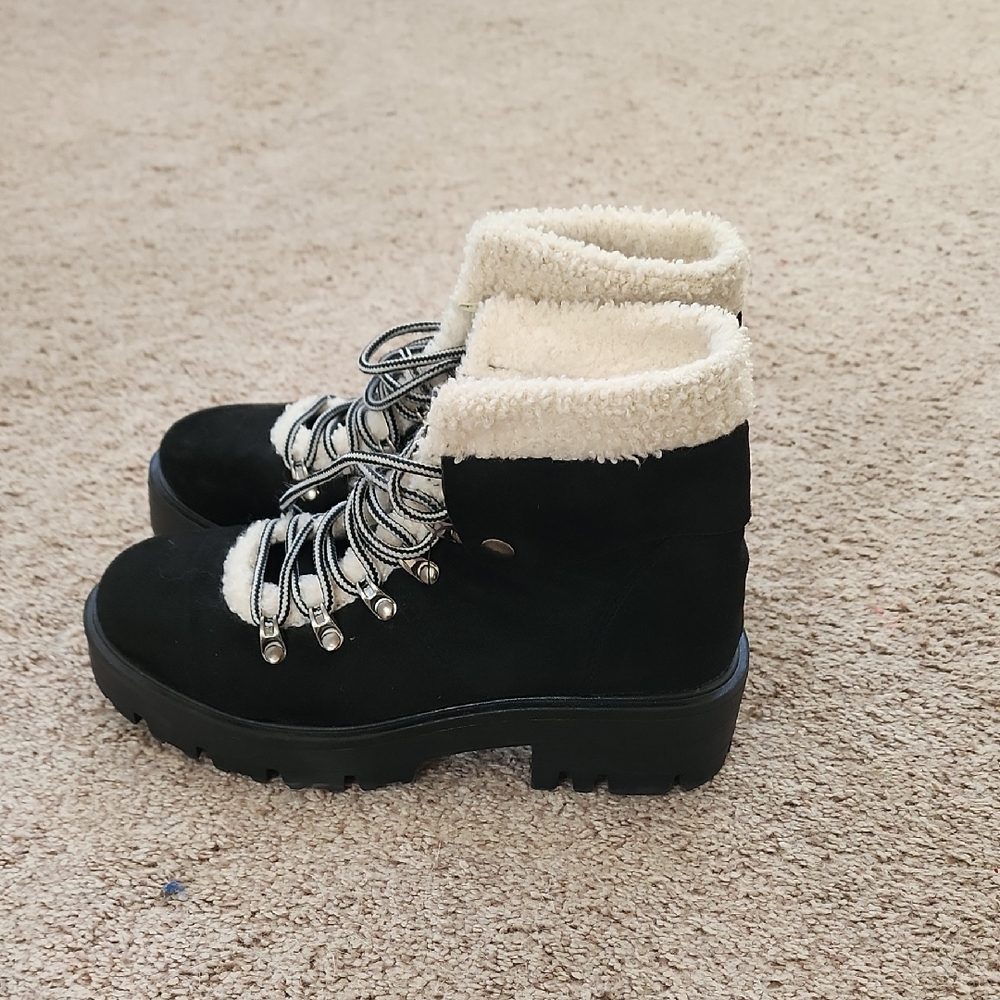 Forever 21 Black and Cream Winter Boots